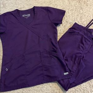 Grey’s Anatomy scrubs